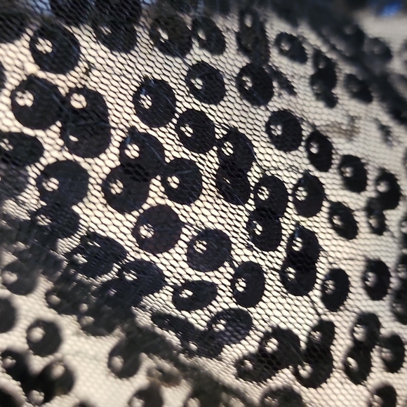 Black sequin sheer scarf - Picture 3 of 3